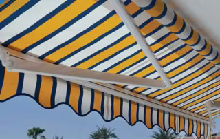 Canopy in a heat-reflective color providing optimal sun and heat protection, enhancing comfort and energy efficiency for outdoor spaces.